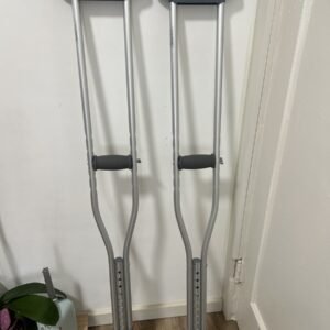 gray crutches for walking height from 5”2 5”10 weight up to 300lbs used few times great condition