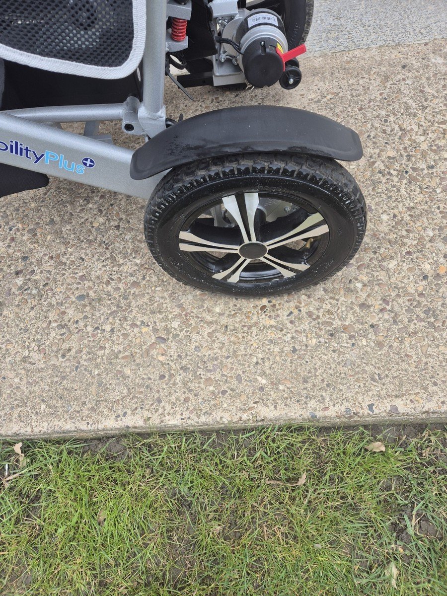 The MobilityPlus+ Ultra-Light Instant Folding Electric Wheelchair - Image 4
