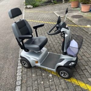 the invacare leo mobility scooter
