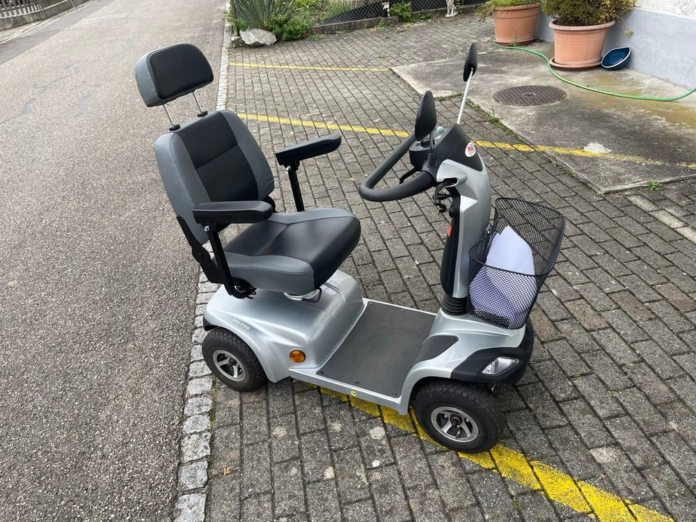 the invacare leo mobility scooter the invacare leo mobility scooter